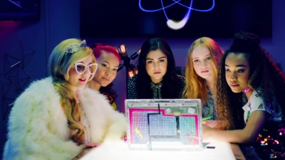 Dự án Mc2 (Phần 6) (Project Mc2 (Season 6))