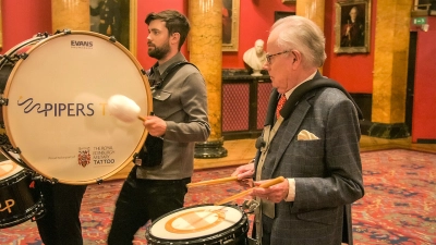 Jack Whitehall: Du lịch cùng cha tôi (Phần 3) (Jack Whitehall: Travels with My Father (Season 3))