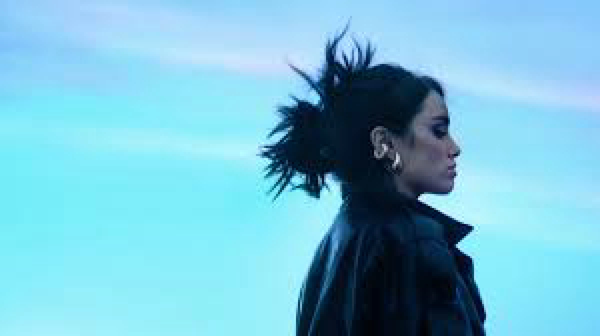 Lali: Tới Lúc Bước Lên (Lali: Time To Step Up)