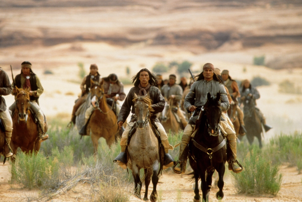 Tộc Trưởng Huyền Thoại (Geronimo: An American Legend)